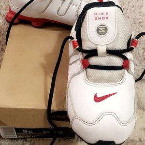 Boys Nike shocks